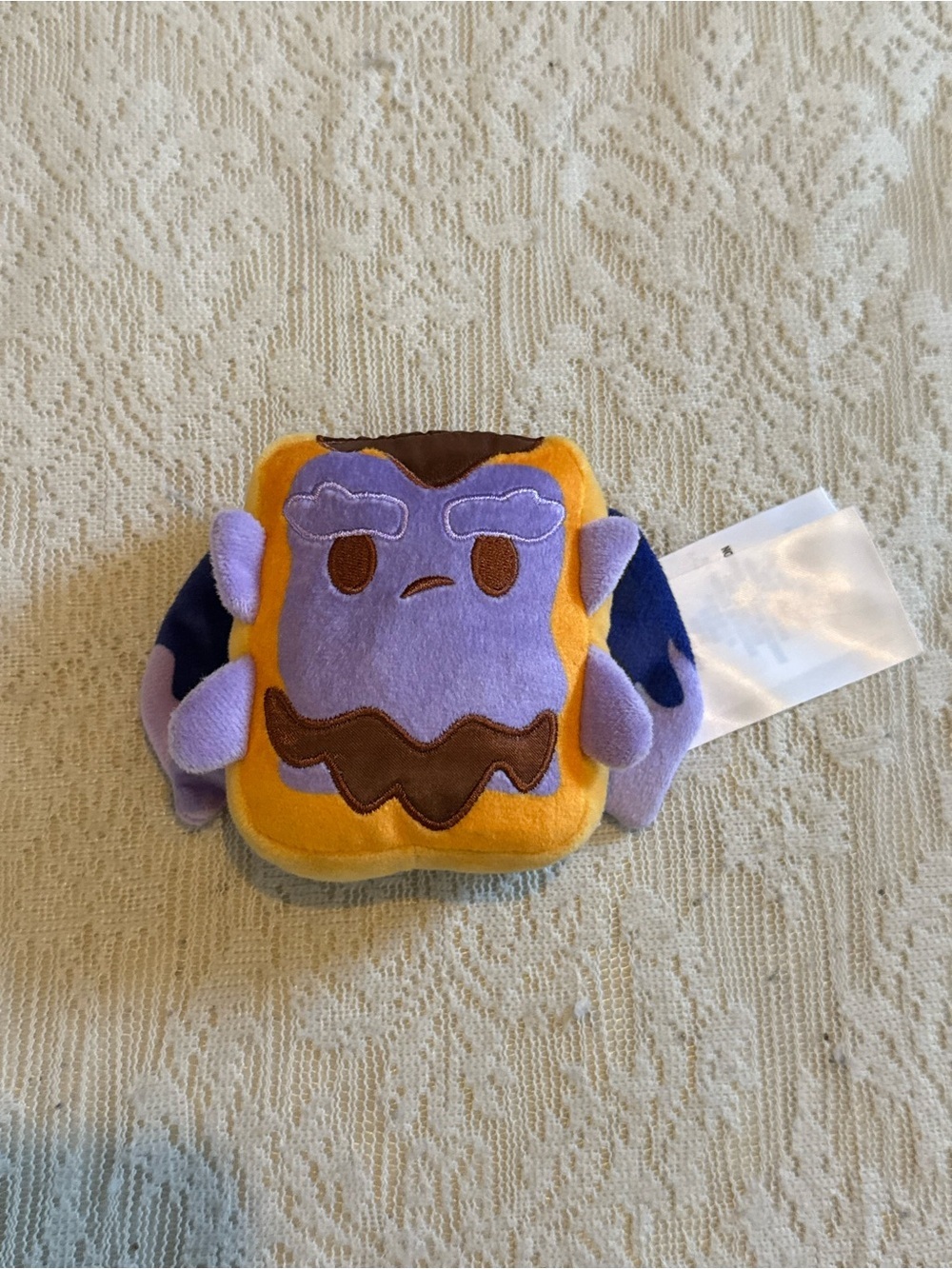 Disney munchlings Goliath gargoyles berry breakfast pastry plush